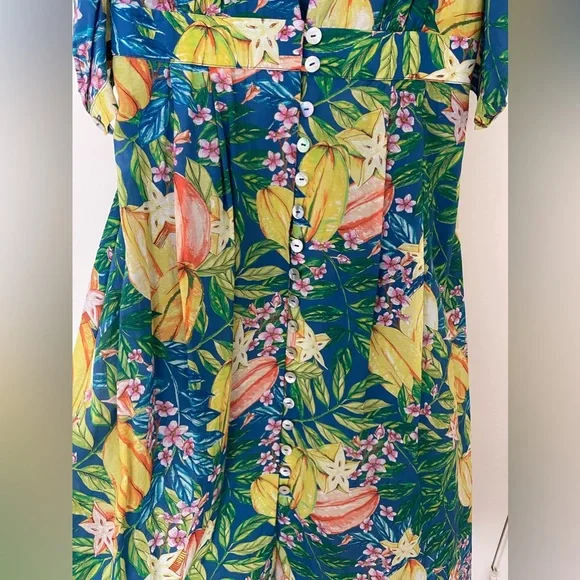 Farm Rio Midi Dress Star Fruit print w Puff Sleeves. Size Medium. - Picture 4 of 10